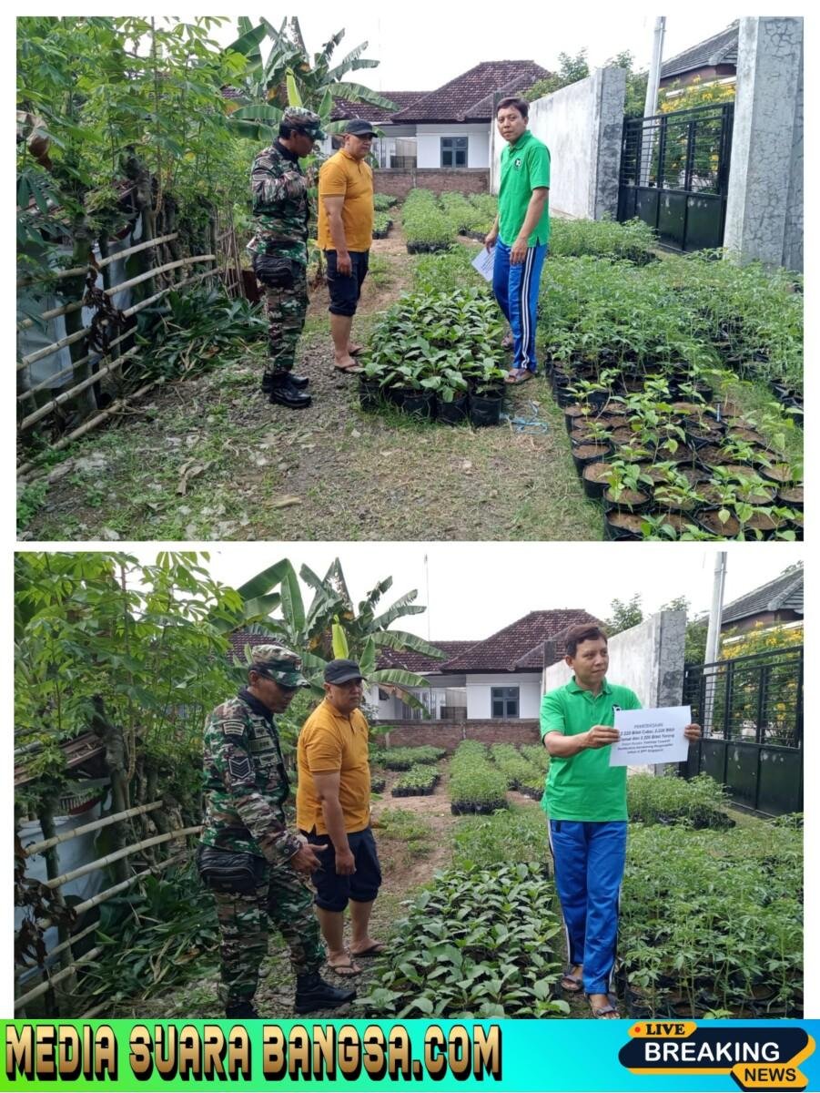 Anggota Koramil 0825/13 Singojuruh Lakukan Komsos dengan Poktan