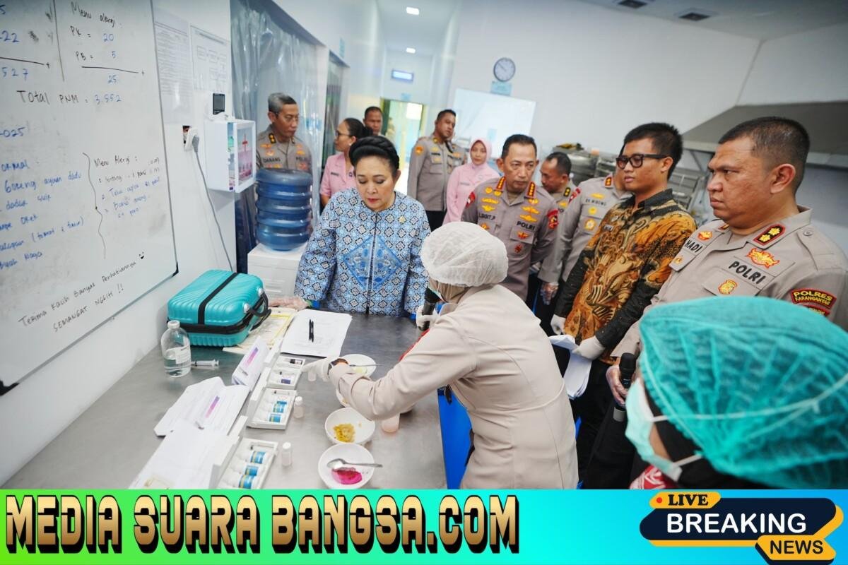 Kapolri dan Ketua Komisi IV DPR Tinjau SPPG YKB Polres Karanganyar, Dukung Penuh Program MBG