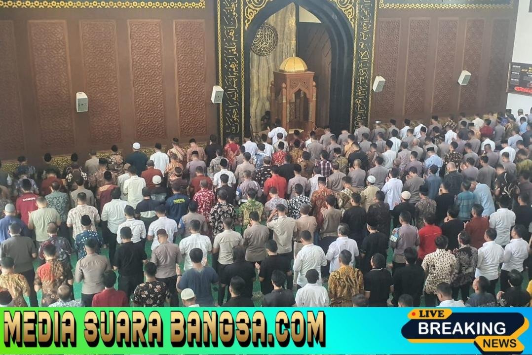 Polda Jatim Gelar Shalat Ghaib untuk Korban Bencana di Aceh Sumatera