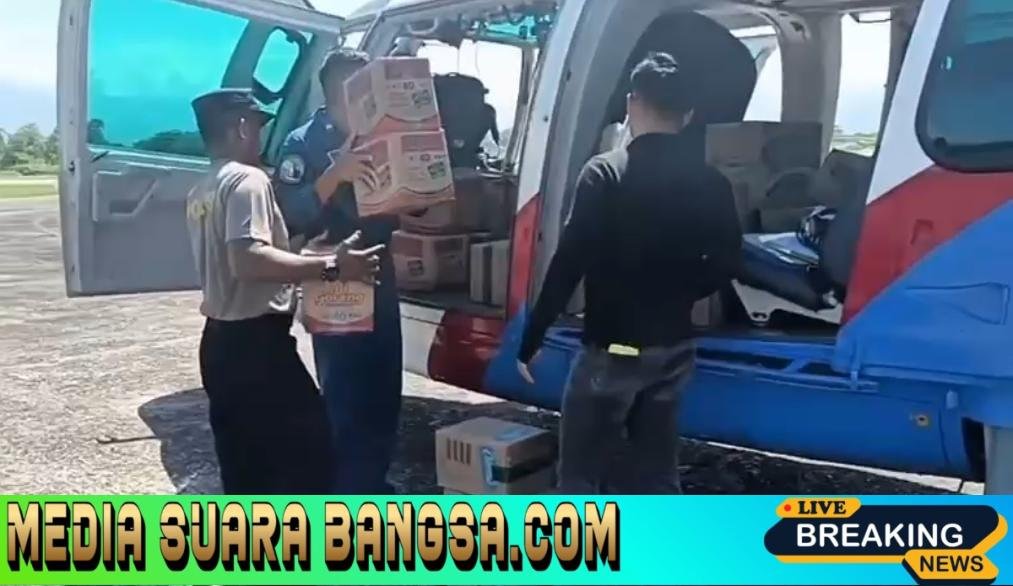 Polri Kirim Logistik Lewat Udara ke Palambayan, Dukung Penanggulangan Banjir Sumatera Barat