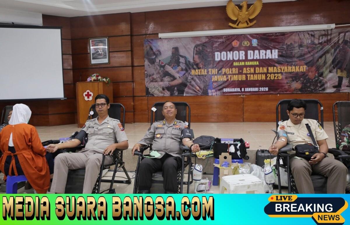 Panitia Natal TNI dan Polri Gelar Bakti Sosial Donor Darah di PMI Surabaya