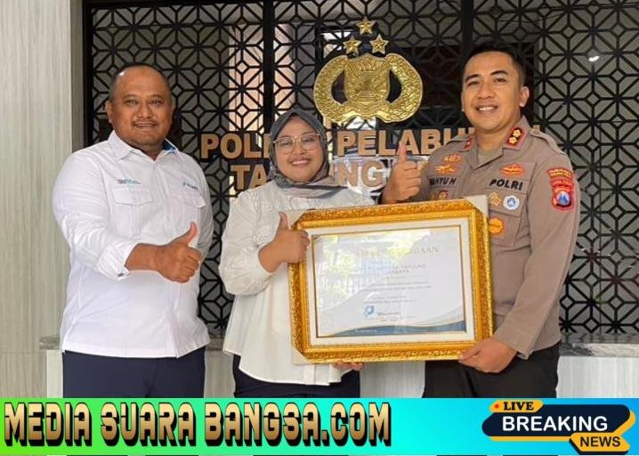 Mudik Nataru Lancar Polres Pelabuhan Tanjungperak Terima Penghargaan dari Pelindo