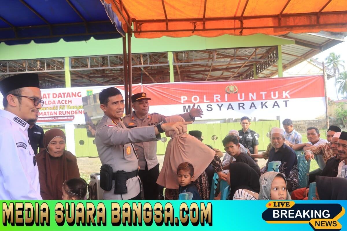 Kapolda Aceh Salurkan Bantuan, Trauma Healing, dan Bakti Sosial Pembersihan Masjid di Subulussalam Pasca Banjir