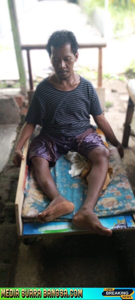 Derita Seorang Ayah yang Hidup di Atas Gerobak : Kisah Pilu Suprayitno Warga Kelurahan Karangrejo Banyuwangi.