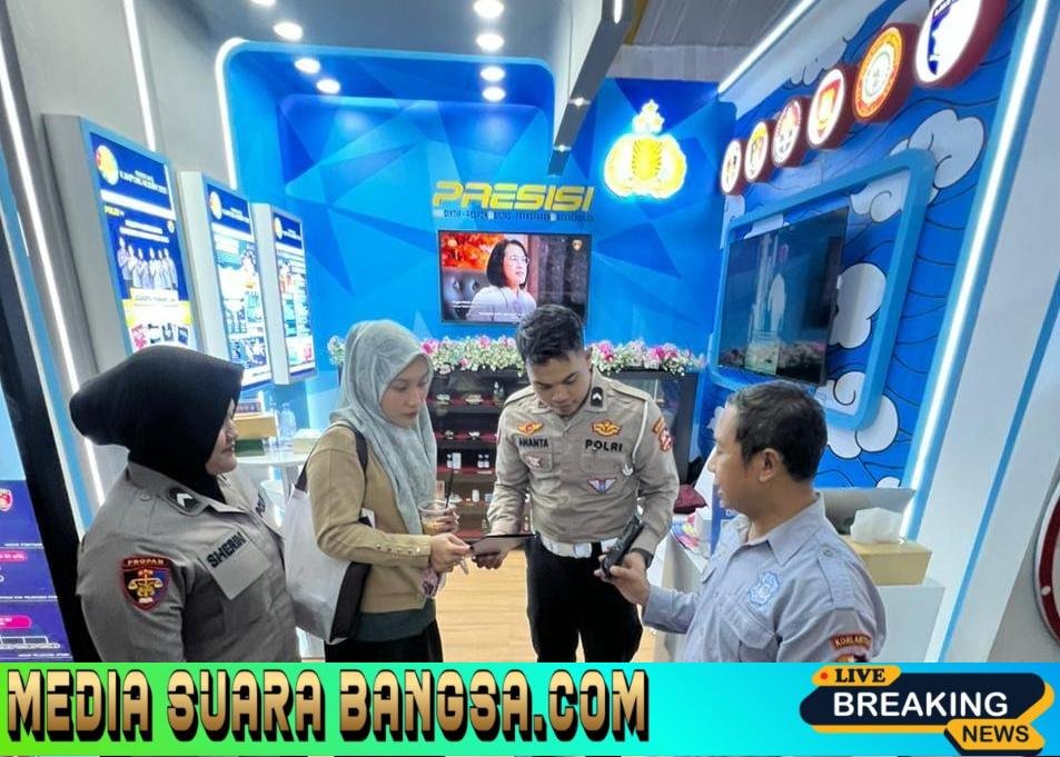 Korlantas Polri Tampilkan ETLE Mobile Handeld di Pameran Kampung Hukum 2026