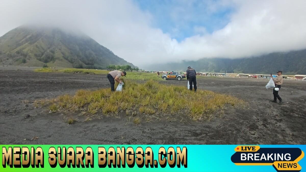 Gerakan Indonesia Asri, Polres Probolinggo Bersih – bersih Lokasi Wisata Bromo