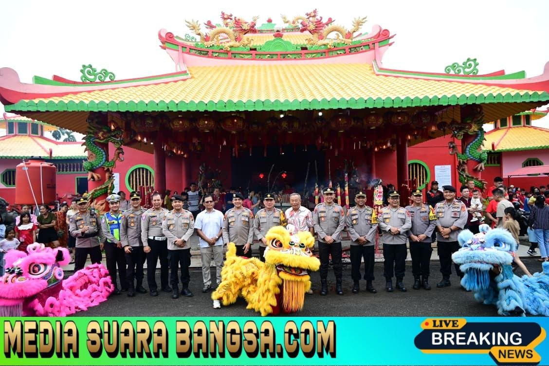 Wakapolda Jambi Monitoring Perayaan Imlek di Sejumlah Kelenteng dan Vihara, Pastikan Ibadah Berlangsung Aman