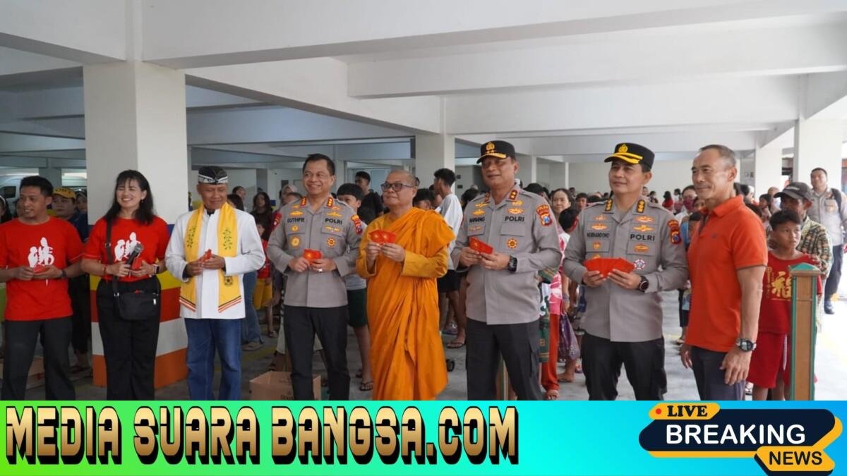 Jogo Jawa Timur : Kapolda Jatim Tinjau Perayaan Imlek di Vihara Buddayana Surabaya