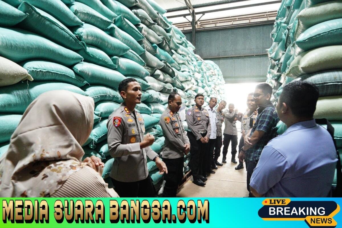 Kapolres Ponorogo Pastikan Keamanan dan Ketersediaan Pangan di Gudang Bulog Cukup