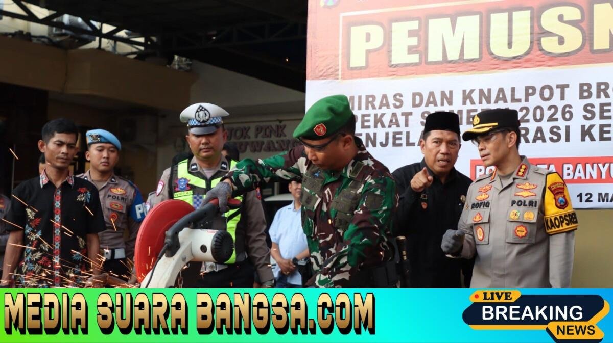 Dandim 0825/Banyuwangi Laksanakan Apel Gelar Pasukan Operasi Ketupat Semeru 2026, Sinergi TNI–Polri Siap Amankan Arus Mudik Lebaran