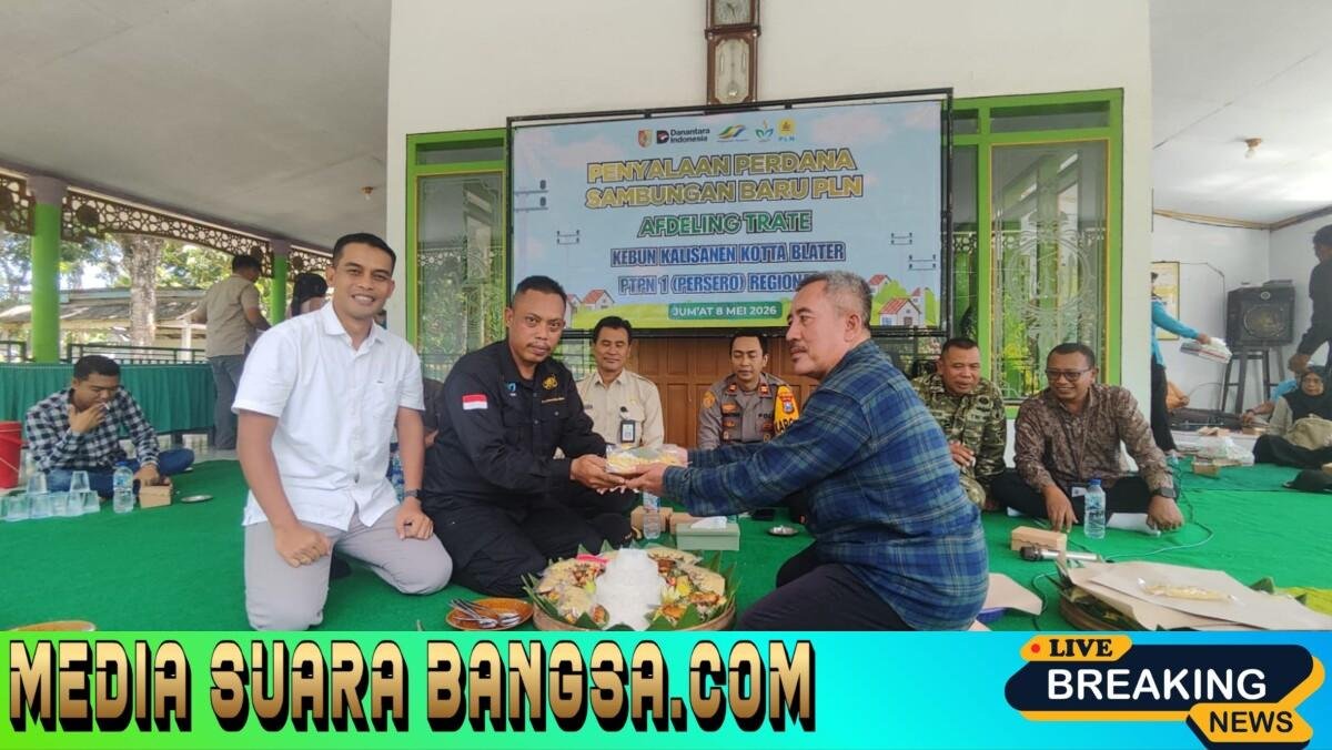 PLN Resmi Menyala di Afdeling Trate, Warga Kebun Kalisanen Kota Blater Gelar Tasyakuran