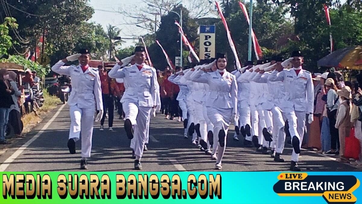 Semangat Kemerdekaan, Ratusan Siswa SLTP/SLTA se-Kecamatan Tegaldlimo Meriahkan Lomba Gerak Jalan