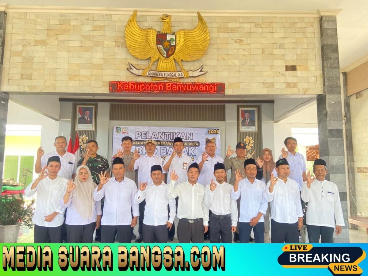 Babinsa Koramil Songgon Kawal Ketat Pelantikan BPD Balak, Pastikan Demokrasi Desa Berjalan Tertib Dan Aman